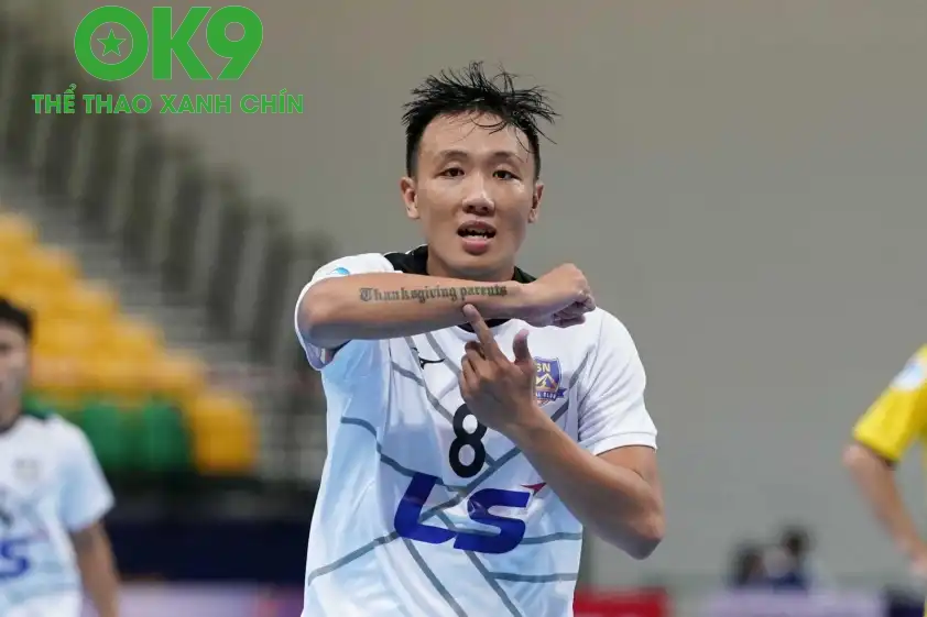 Pivo kỳ cựu Minh Trí bất ngờ bị loại Pivo kỳ cựu Minh Trí bất ngờ bị loại
